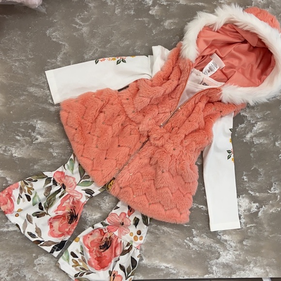 Faux Fur Orange Outfit with Floral Bell Bottom Pants